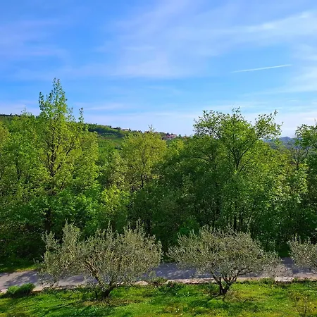 Apartma Lavanda Landhaus *